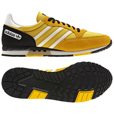 image: adidas Phantom Shoes Q23428