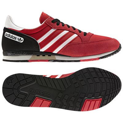 image: adidas Phantom Shoes Q23430