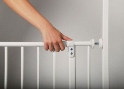 Easy Close Gate