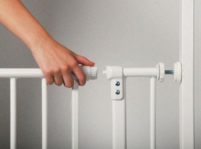 Easy Close Gate