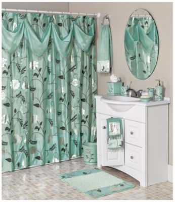 Avanti Shower Curtain w/ Valance