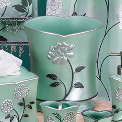 Avanti Bath Collection