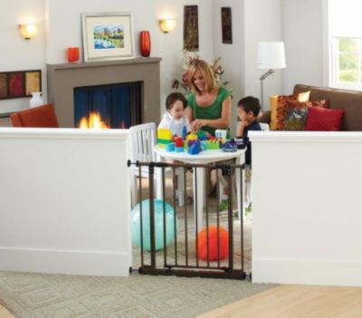 Deluxe Easy Close Gate in Bronze