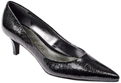 Gloria Vanderbilt Cathleeen Mid Heel Pump