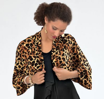 Tiana B Women's Leopard Shrug