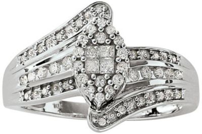 10K White Gold 1/3 ct tw Marquise Diamond Ring