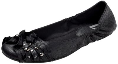 Save 31% R2 Women's Orland Ruffle Flat