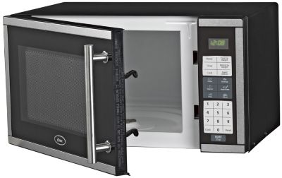 Oster 0.9 cu. ft. 900W Digital Microwave