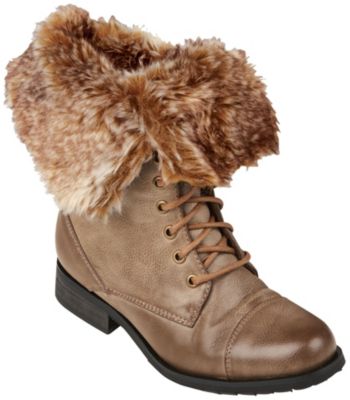 Save 50% Bucco WM Short Fold Down Cuff Boot