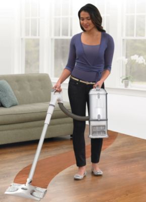 Shark Professional Navigator Lift Away Vacuum