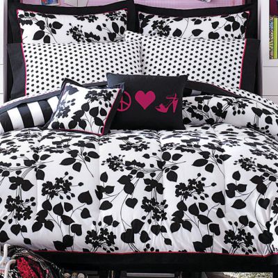 Steve Madden Juliet Comforter Set