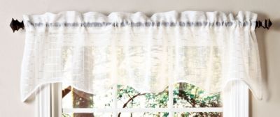 Lexington Scalloped 52