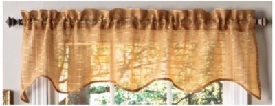 Lexington Scalloped 52
