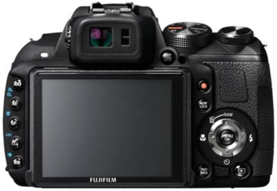 Fuji FinePix 16MP/30x Zoom SLR Camera Bundle