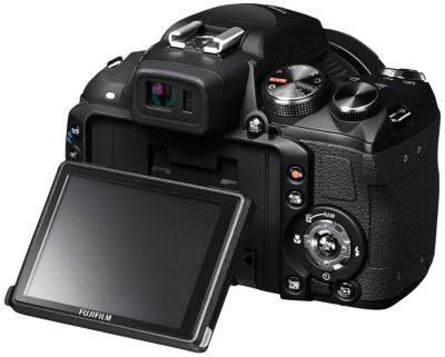 Fuji FinePix 16MP/30x Zoom SLR Camera Bundle