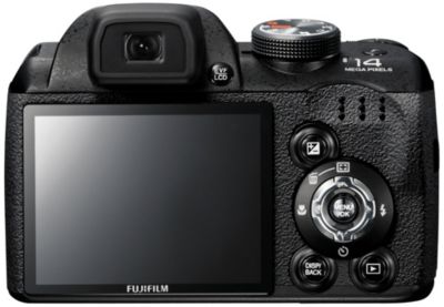 Fuji 14MP/30X Zoom Camera Bundle