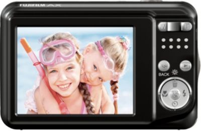 Fujifilm FinePix 16MP/5X Digital Camera Package