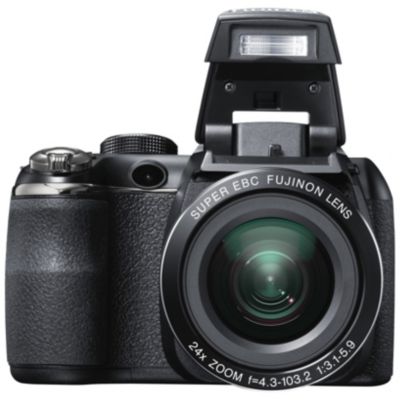 Fujifilm FinePix 14MP/24X Digital Camera Package