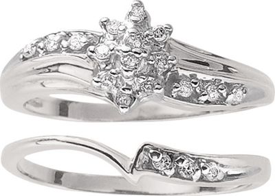 10K White Gold 1/10 ct tw Diamond Bridal Set