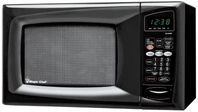 Magic Chef .9 cu. ft. 900W Microwave Oven