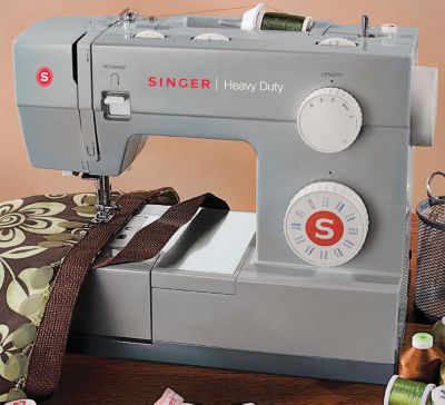 Singer Heavy Duty Sewing Machine