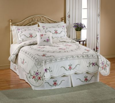 Cheshire Quilt Set