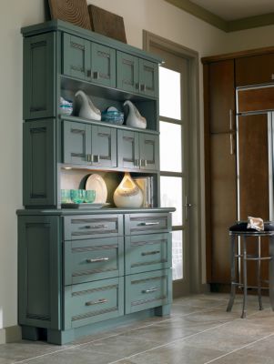 Saxony Maple Marine Kitchen Cabinets
