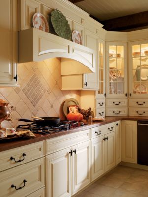 Camden Maple Corn Silk Kitchen Cabinets
