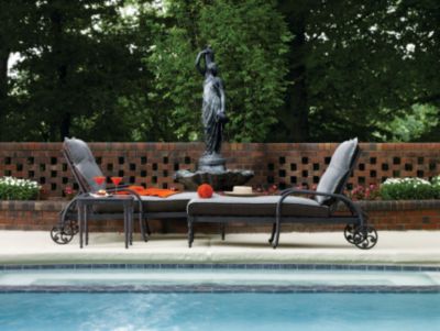 Summer-Silhouette-Chaise-Lounge-and-Side-Table