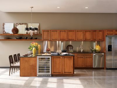 Saxony Maple Whiskey Black Glaze Kitchen Cabinets