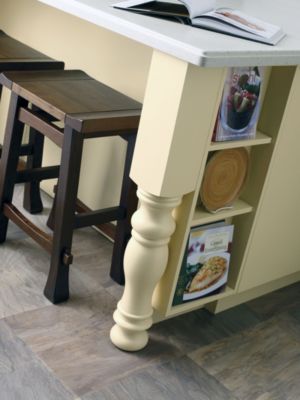 Turned Post, Colonial
