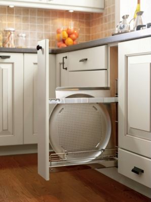 Tray Pullout