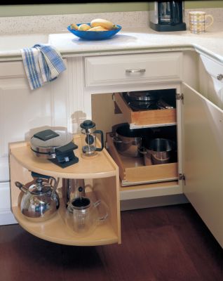 Base Corner with Sliding Shelves and Swing-out