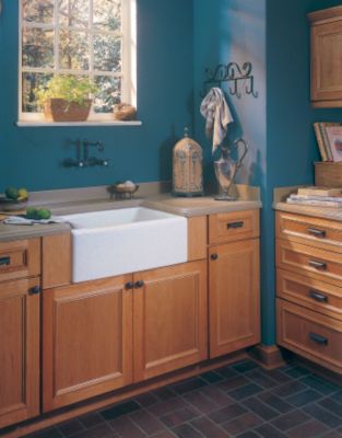 Sink Base, Country