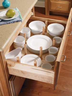Pegged Dish Organizer