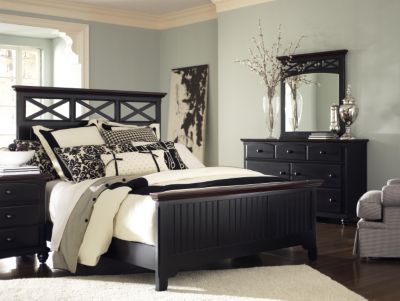 Bedroom Furniture / Cross Towne Collection
