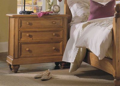 Hampton Night Stand