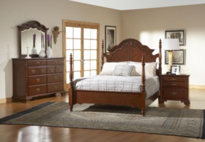 Bentley Square  Poster Bed