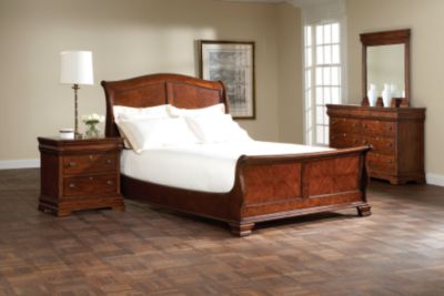 Nouvelle Bedroom Furniture