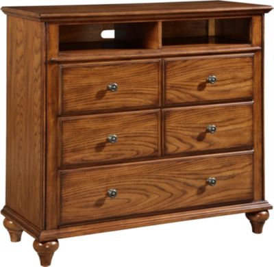 Hayden Place - Oak,      Media Chest