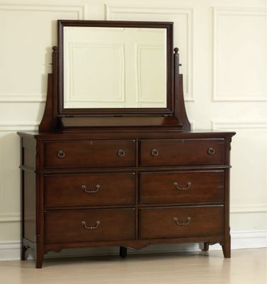 4670-230  : Attic Heirlooms Fireside  Drawer Dresser