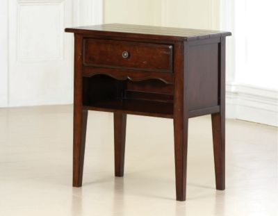 4670-292  : Attic Heirlooms Fireside Night Stand