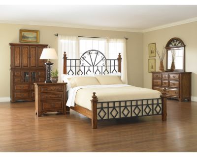 Casa Grande Metal Poster Bed