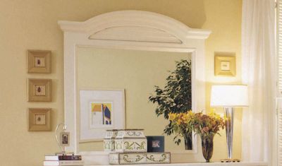 Pleasant Isle Pleasant Isle Landscape Dresser Mirror