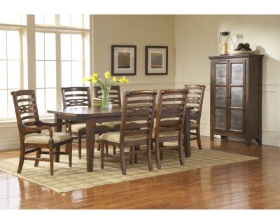 5397-32  : Attic Heirlooms  Leg Table