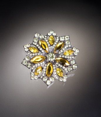 PAVE RHINESTONE FLOWER PIN