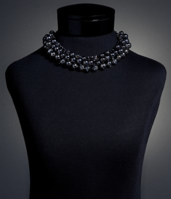BEADED COLLAR