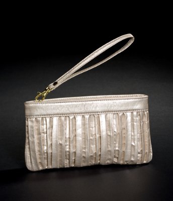 METALLIC PLEATED WRISTLET