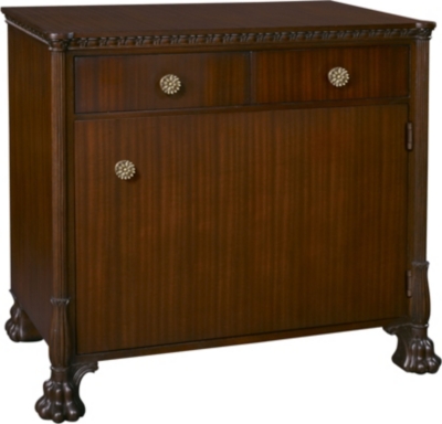 Augusta Chest with Left Side Facing Door Knob