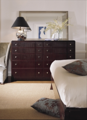Chelsea Bed (Queen)